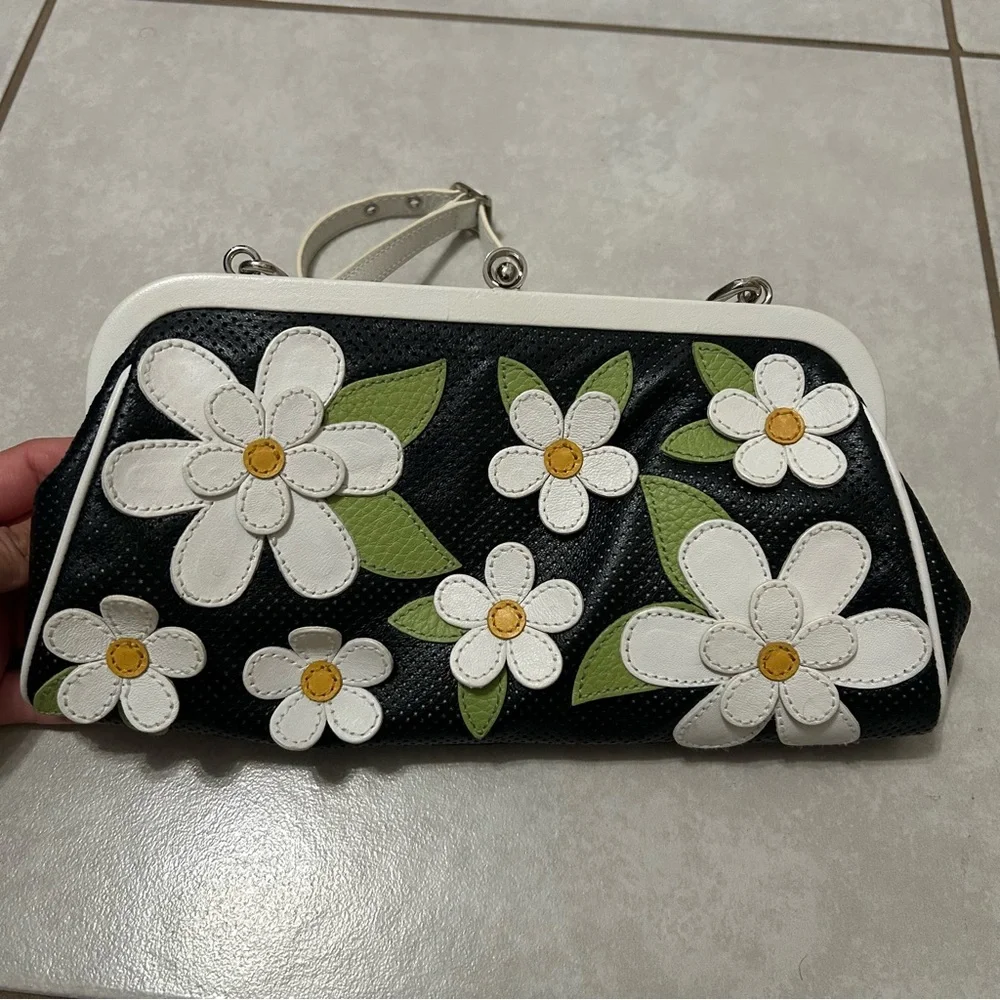 Isabella Fiore daisy embellished black leather shoulder purse - Picture 7 of 12